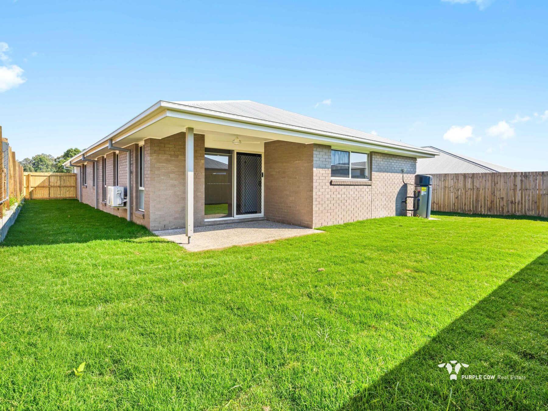 Rental: Plainland, QLD, 4341 photo-11