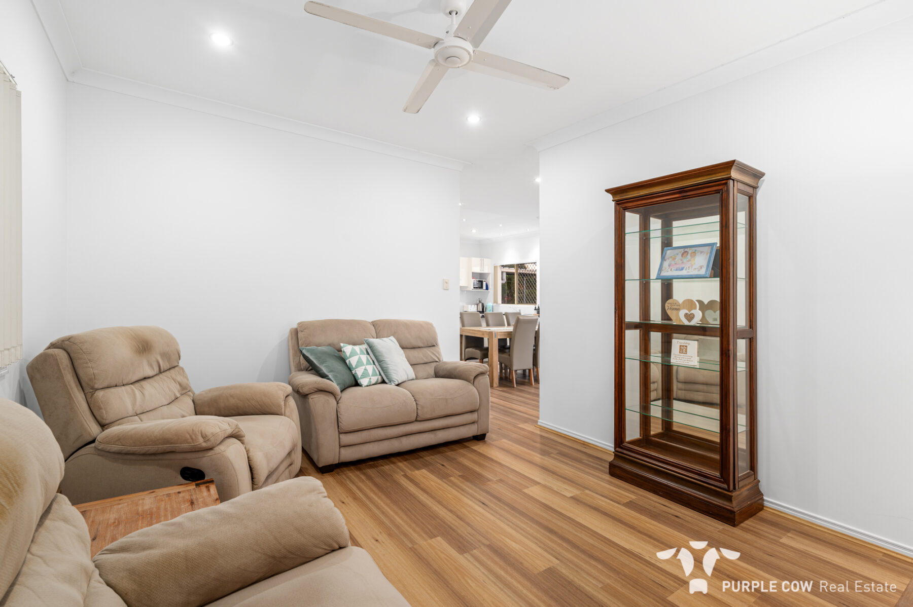 Property: 8 Yellowstone Way, Springfield Lakes, QLD, 4300 photo-3