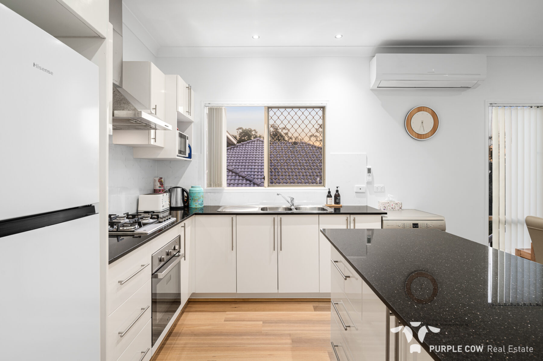Property: 8 Yellowstone Way, Springfield Lakes, QLD, 4300 photo-4