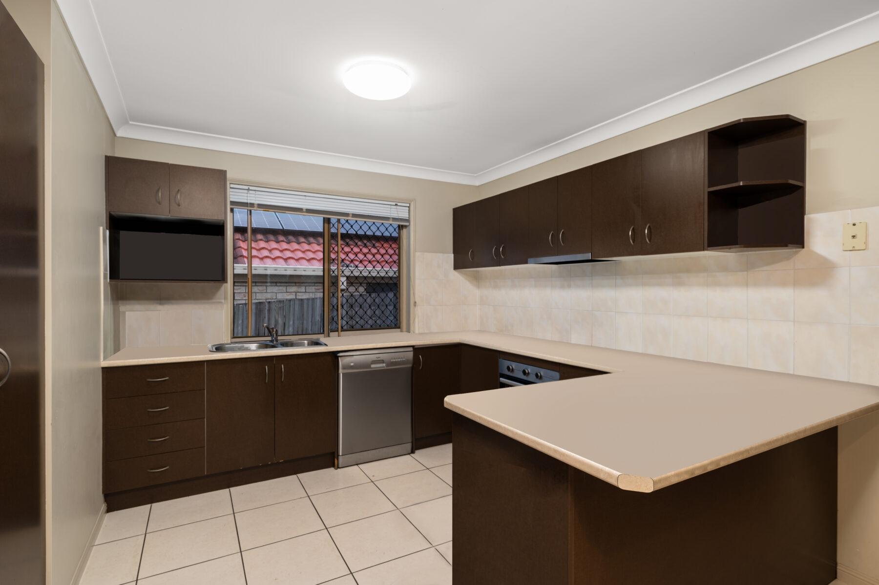 Property: 3 North Shore Way, Springfield Lakes, QLD, 4300 photo-4
