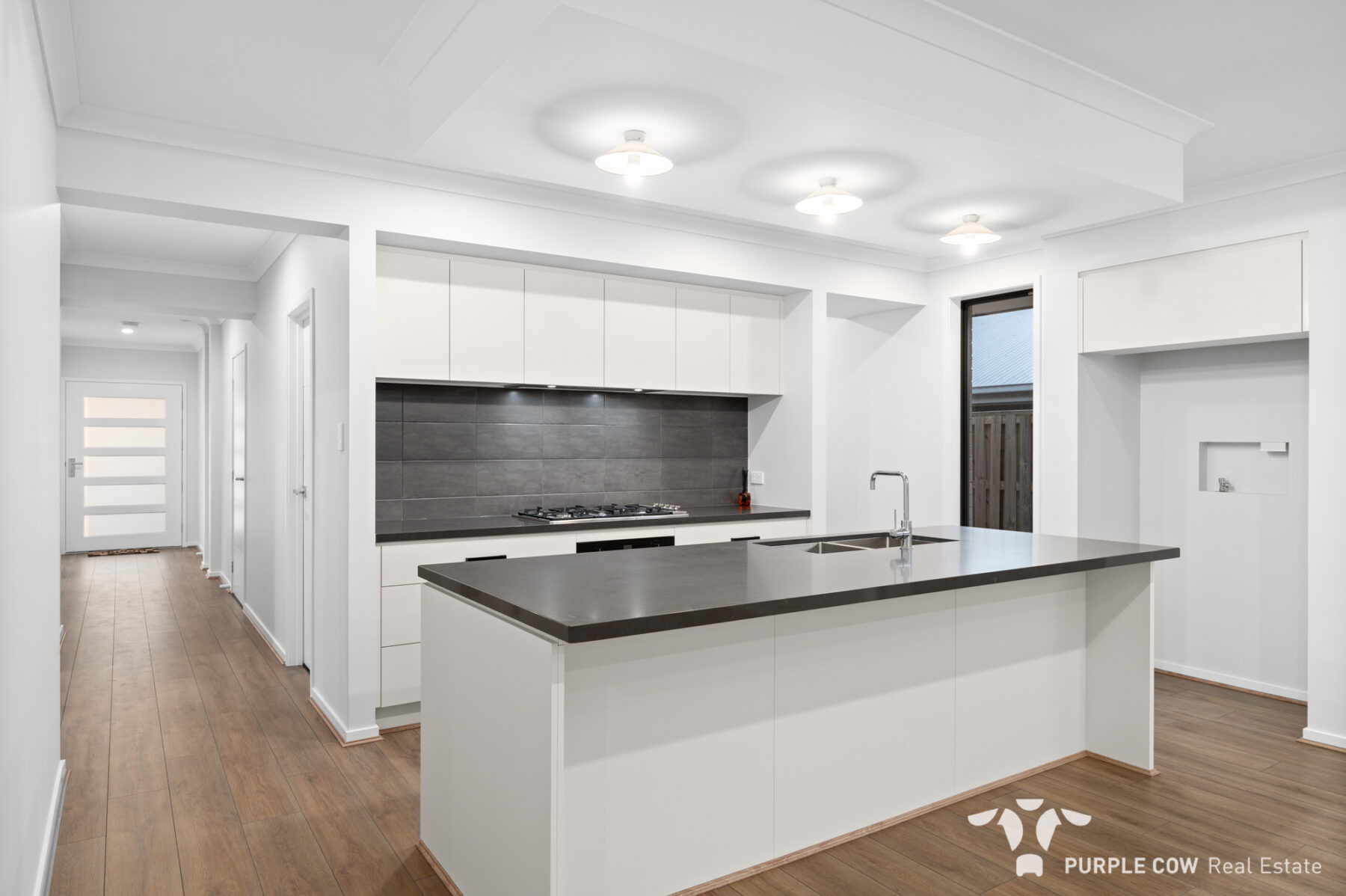 Property: 13 Potter Way, White Rock, QLD, 4306 photo-4