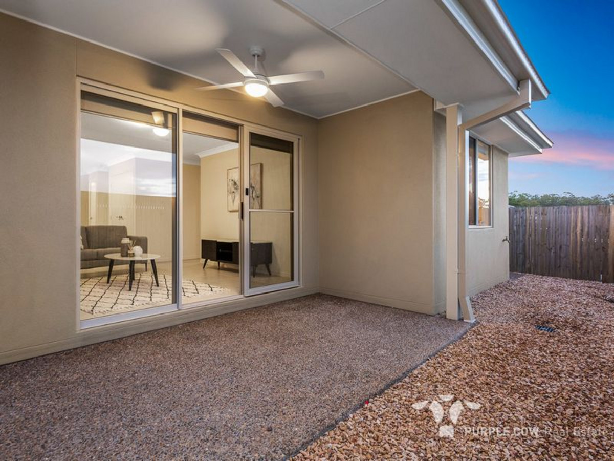 Rental: Spring Mountain, QLD, 4300 photo-17
