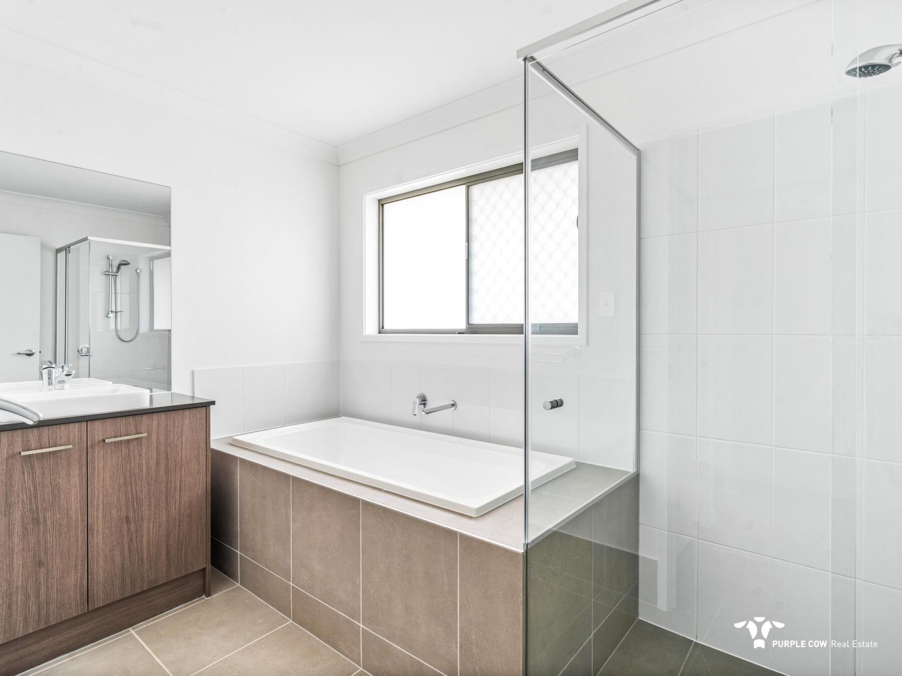 Rental: Plainland, QLD, 4341 photo-5