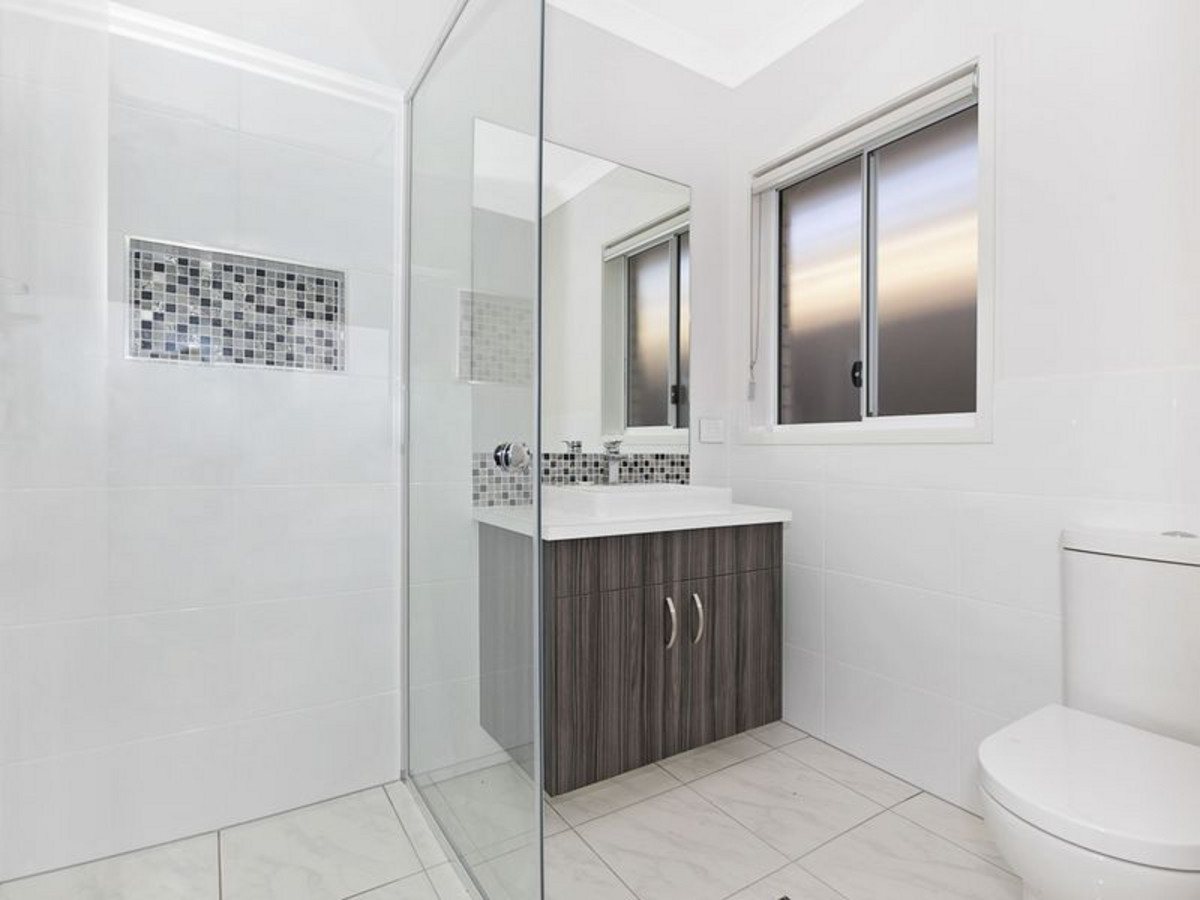 Rental: RIPLEY, QLD, 4306 photo-2