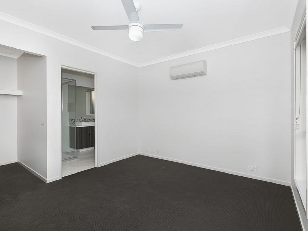 Rental: RIPLEY, QLD, 4306 photo-1