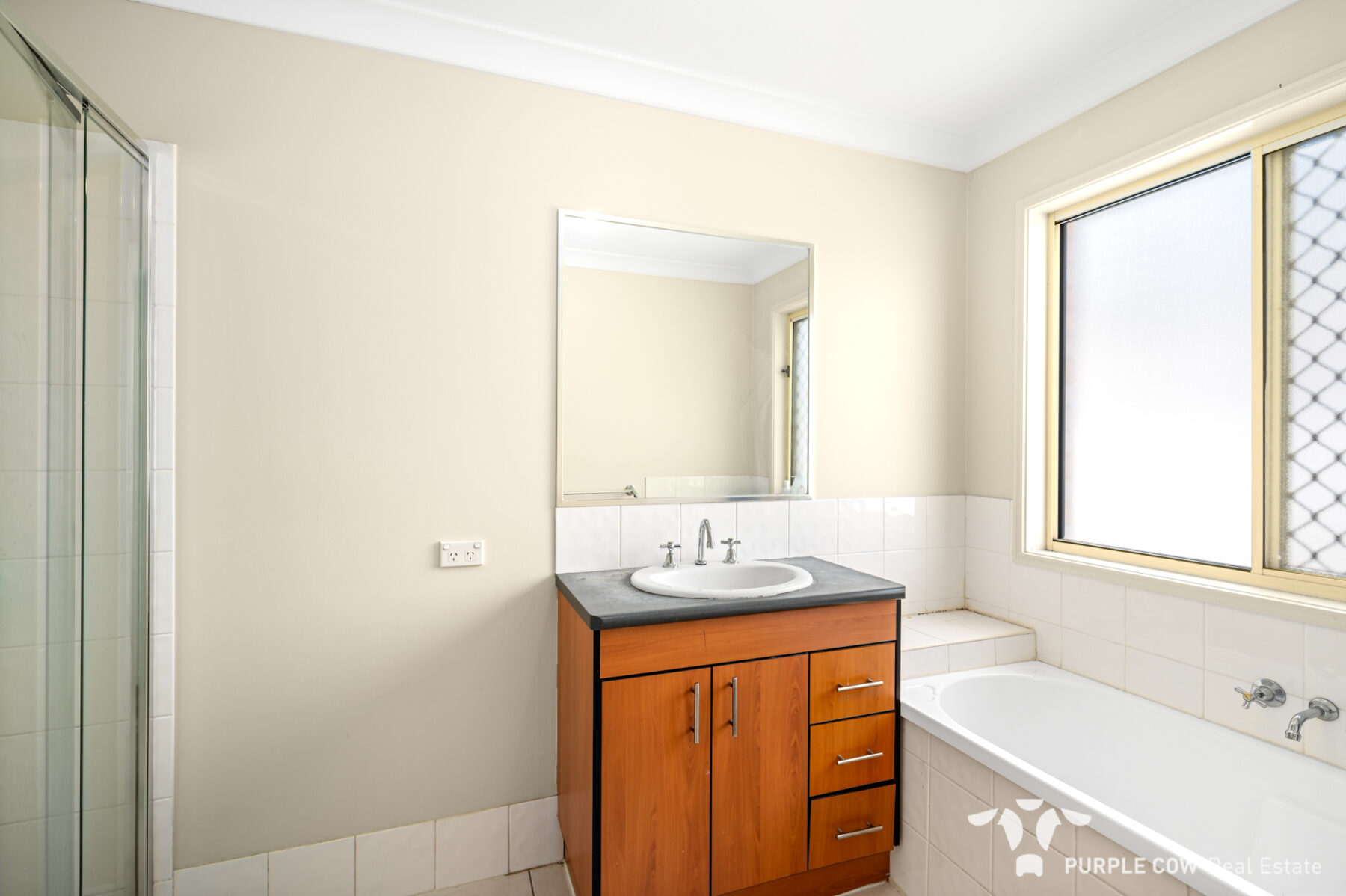 Property: 60 Broadleaf Parade, Redbank, QLD, 4301 photo-10