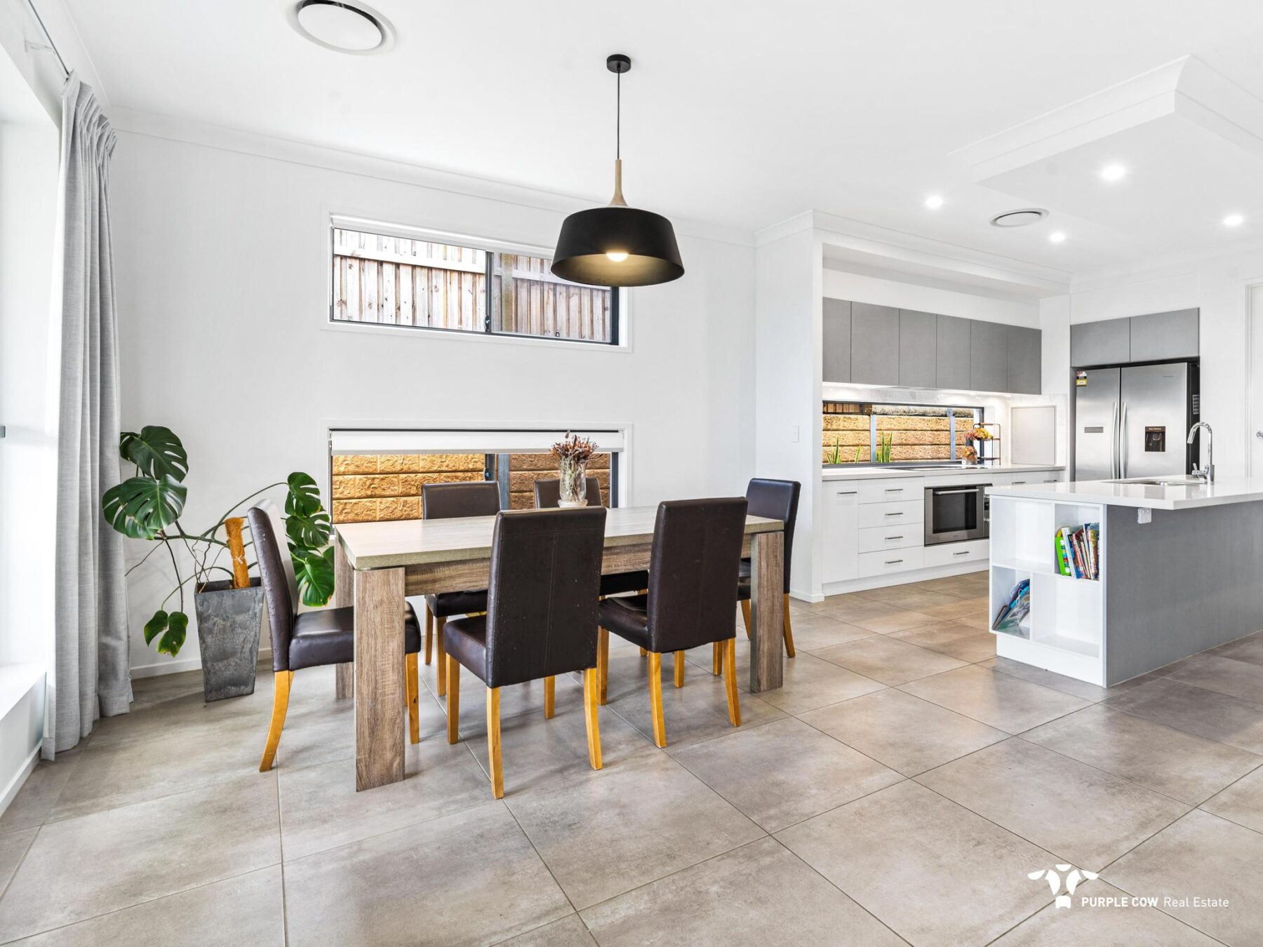 Rental: Augustine Heights, QLD, 4300 photo-4
