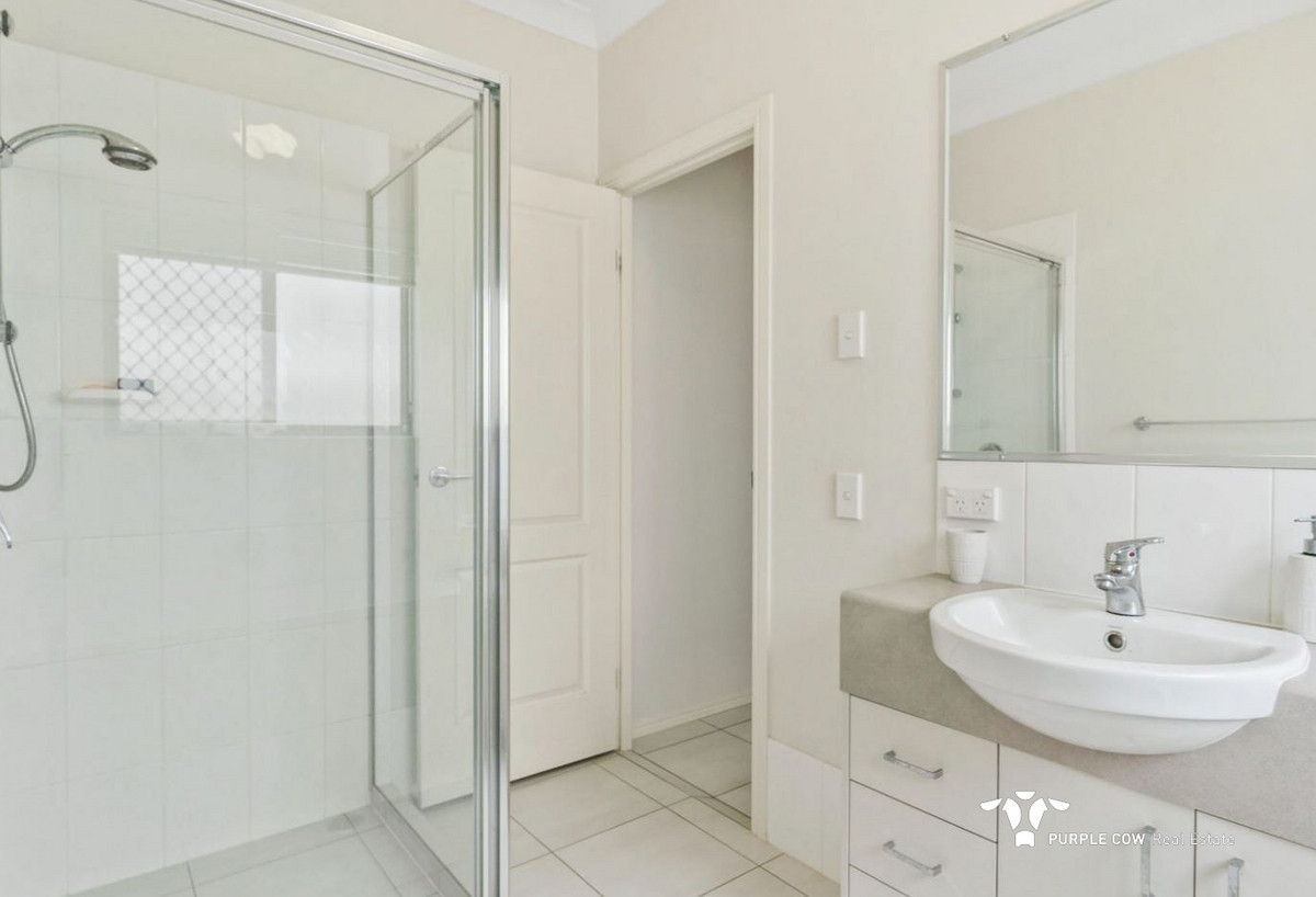 Rental: Springfield Lakes, QLD, 4300 photo-5