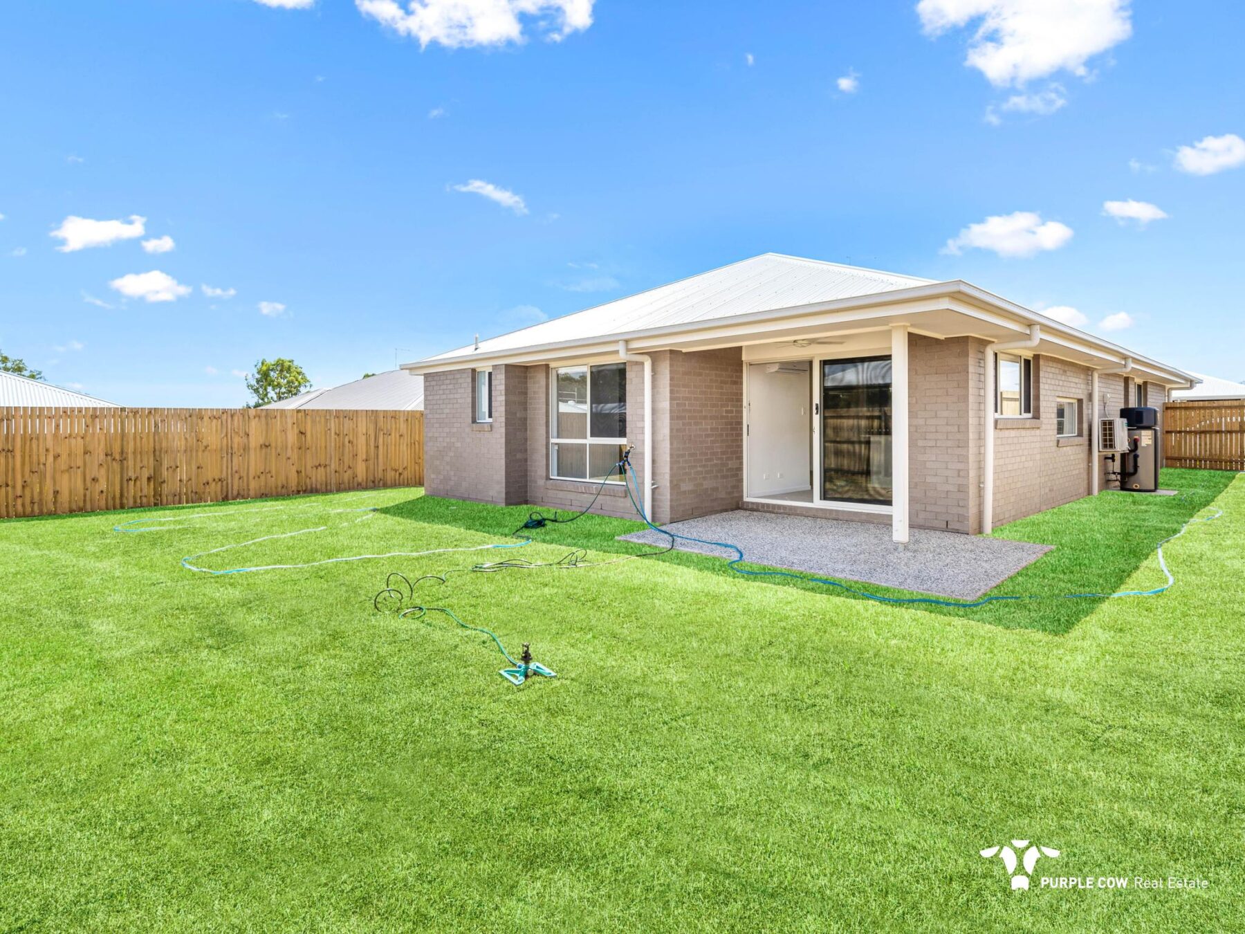 Rental: Plainland, QLD, 4341 photo-11