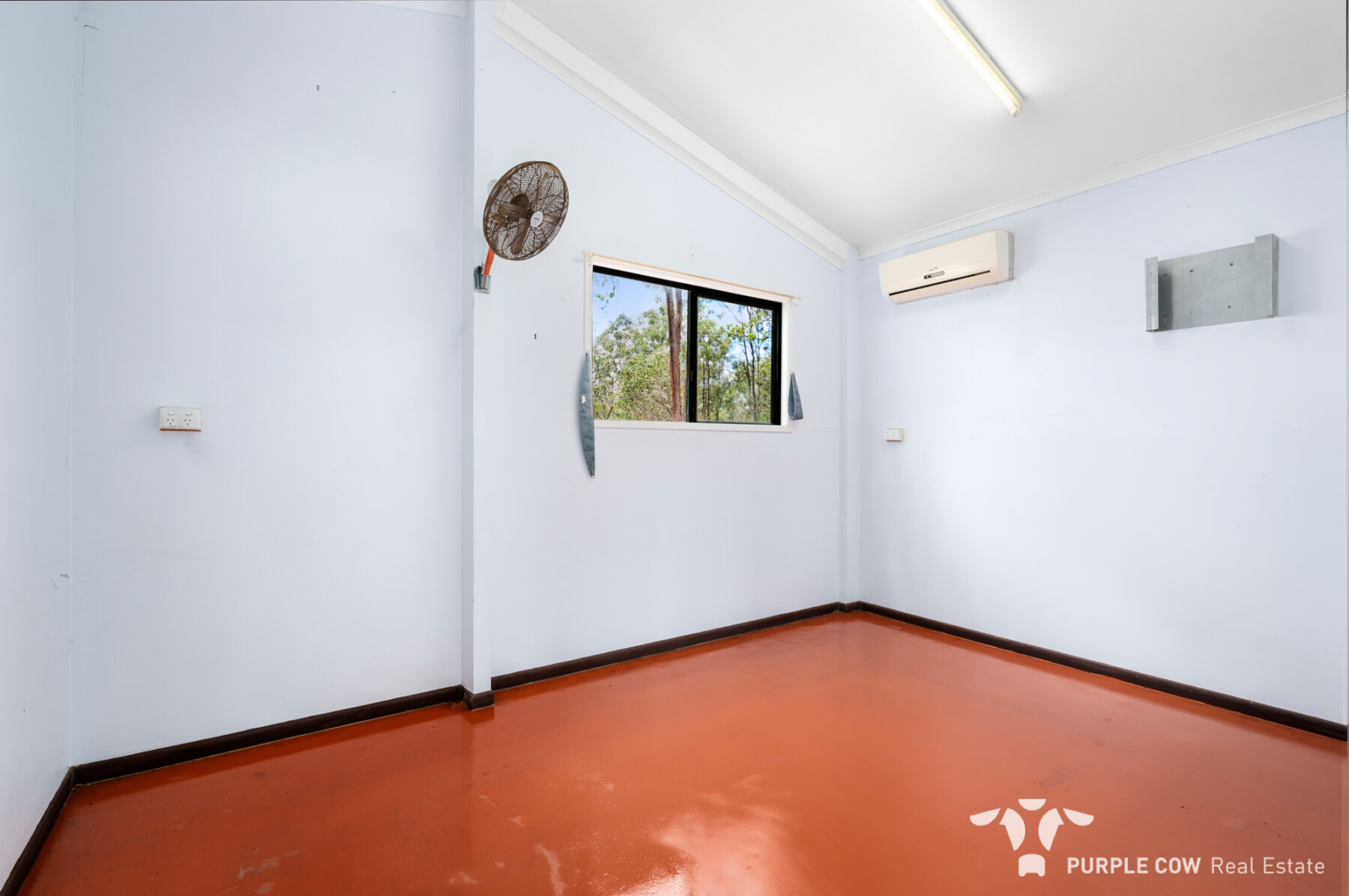 Rental: Ripley, QLD, 4306 photo-13