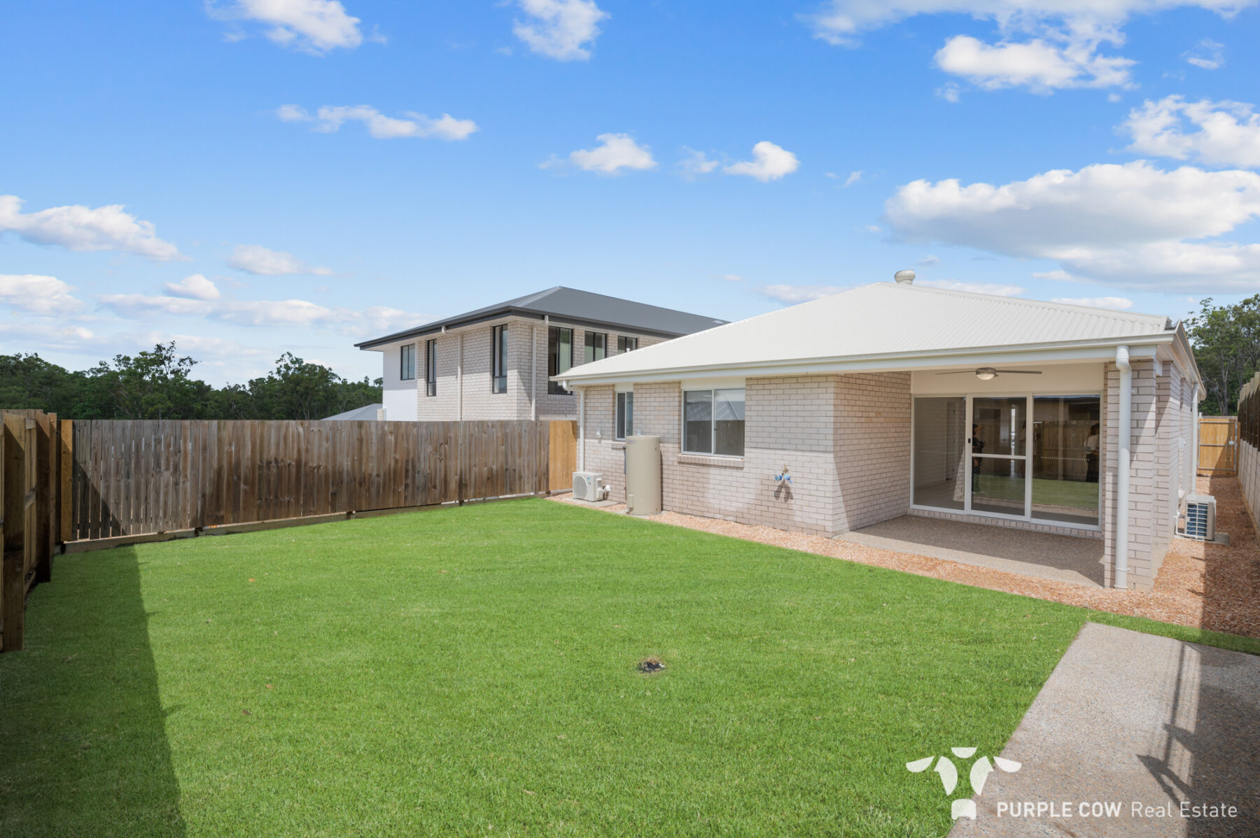 Rental: Spring Mountain, QLD, 4300 photo-13