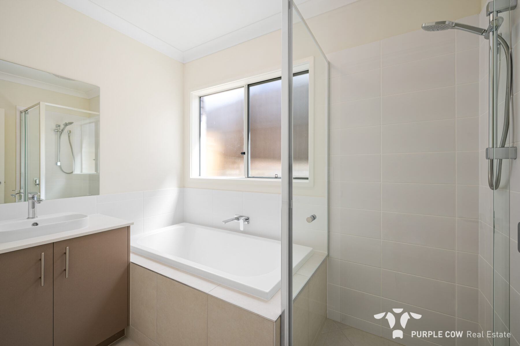 Rental: Spring Mountain, QLD, 4300 photo-6