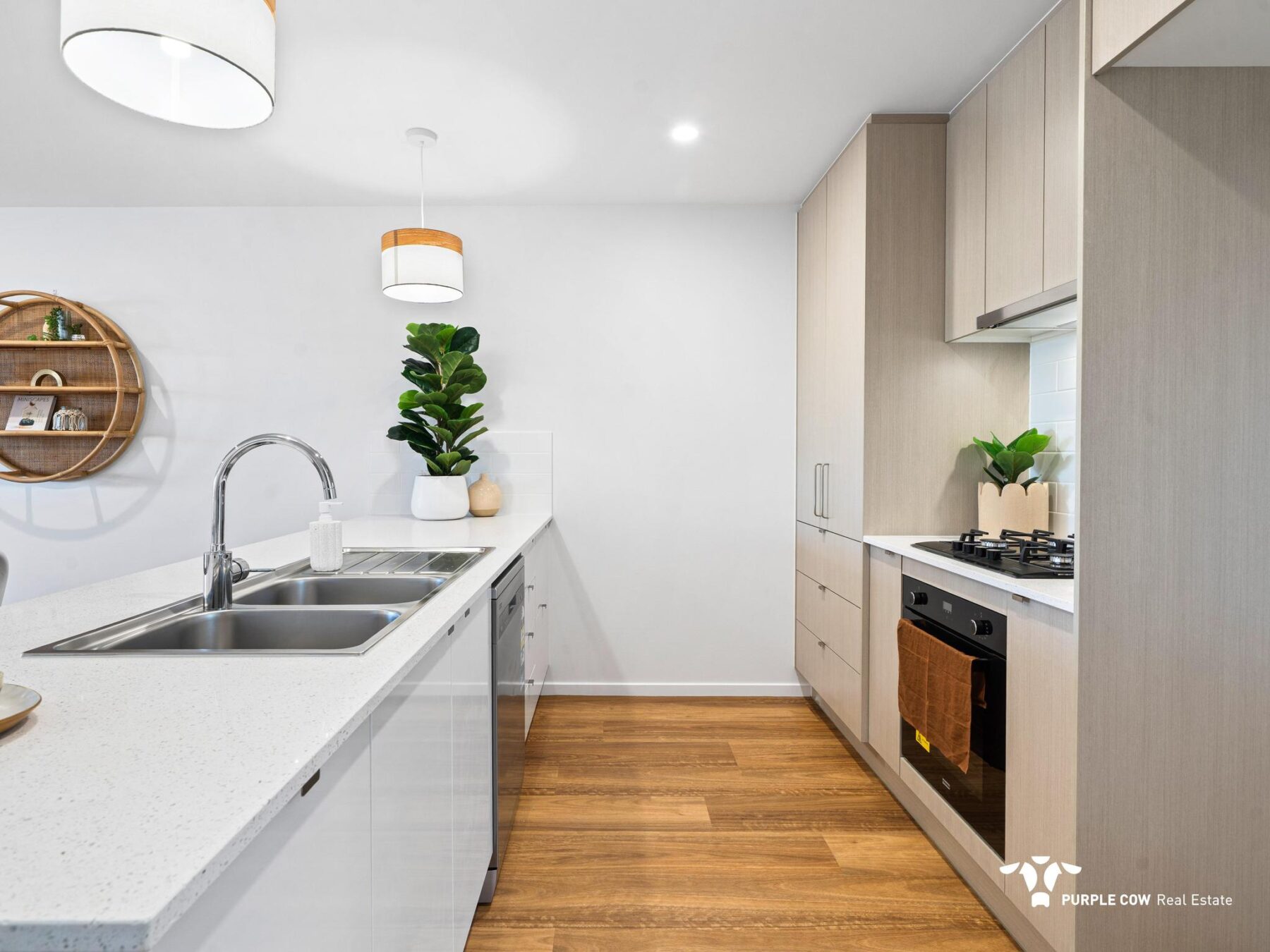 Rental: South Ripley, QLD, 4306 photo-3