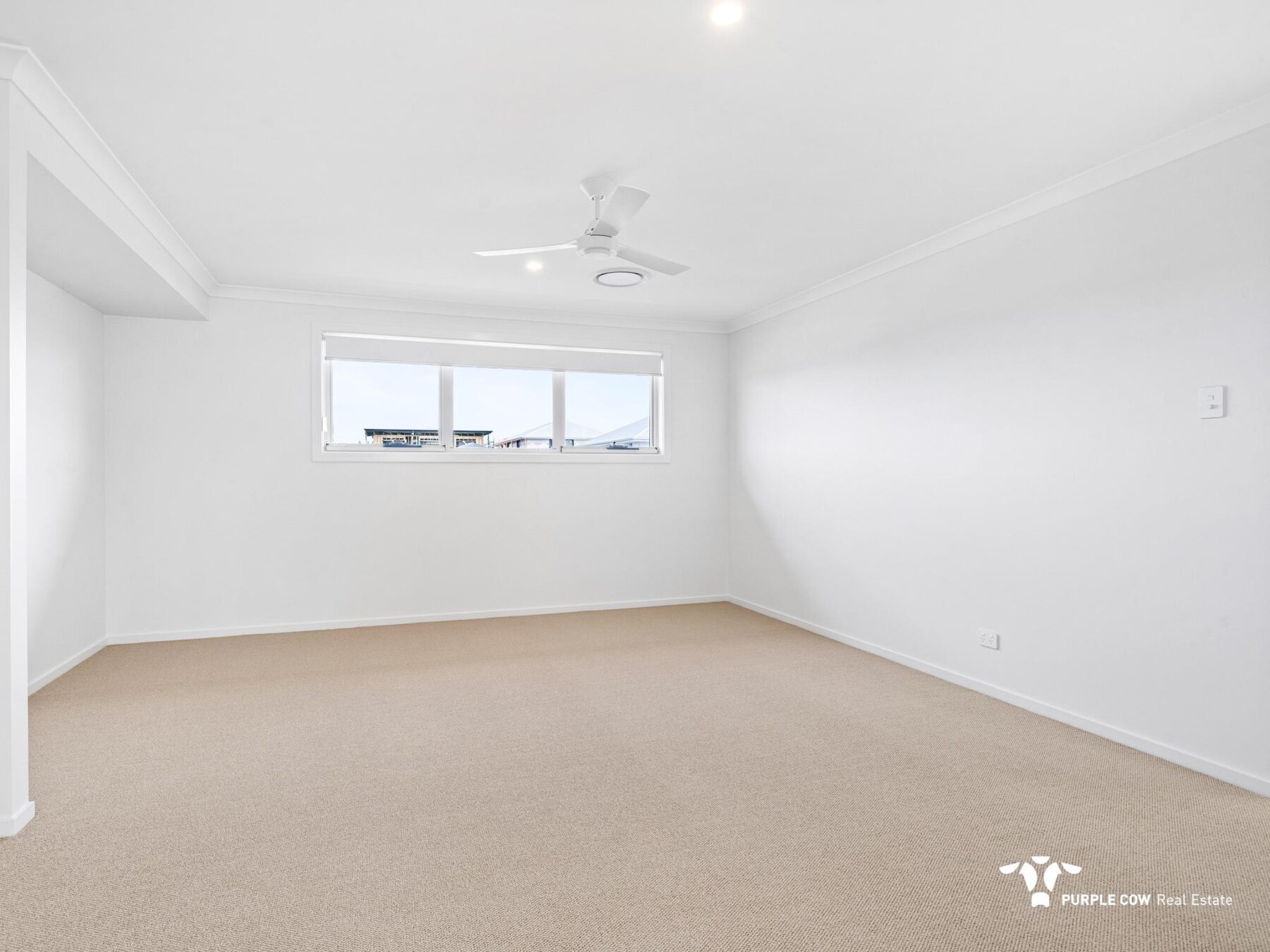 Rental: Greenbank, QLD, 4124 photo-9