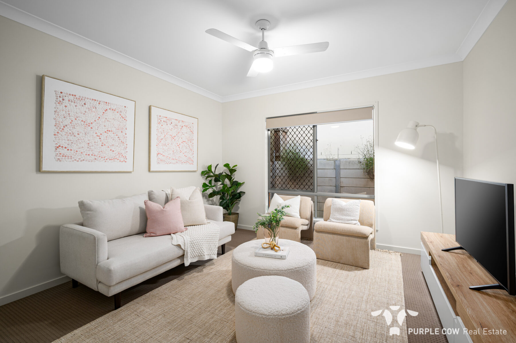 Property: 12 Bullock Street, Spring Mountain, QLD, 4300 photo-4