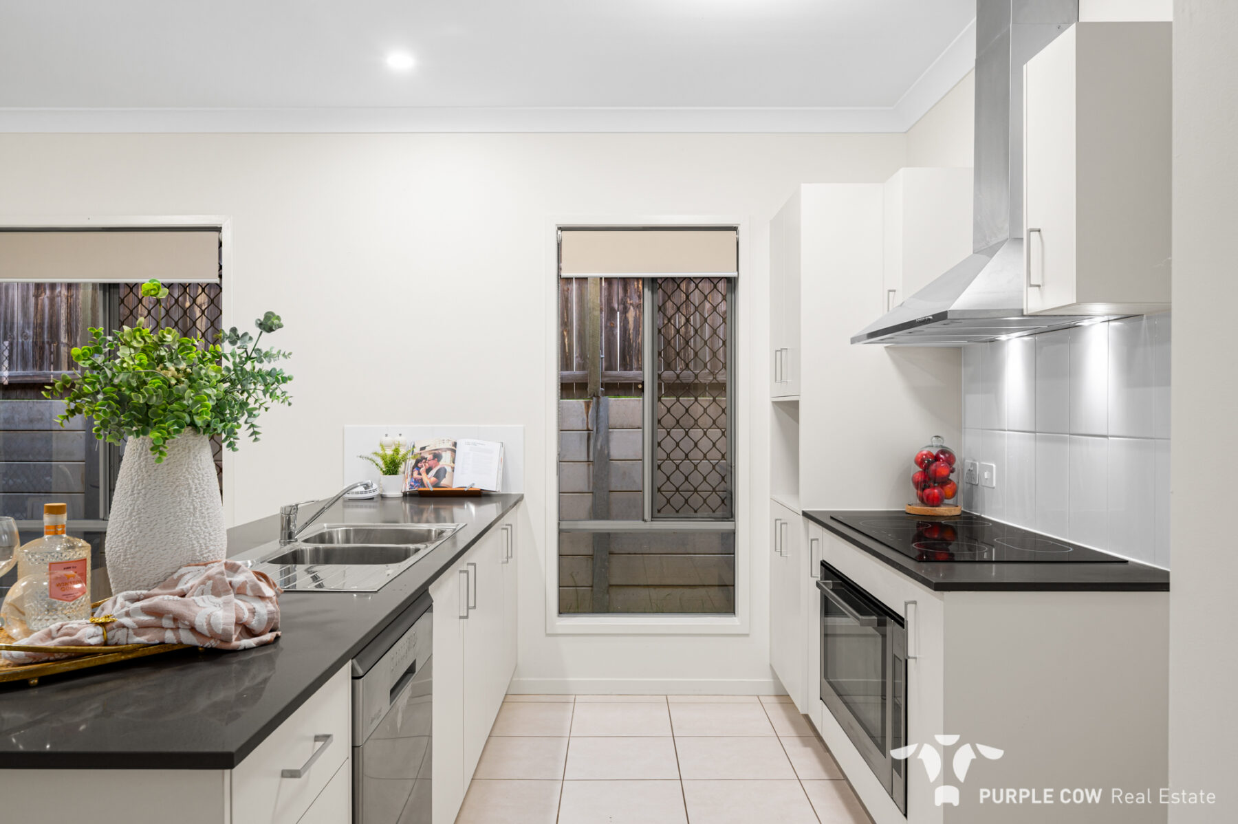 Property: 12 Bullock Street, Spring Mountain, QLD, 4300 photo-5