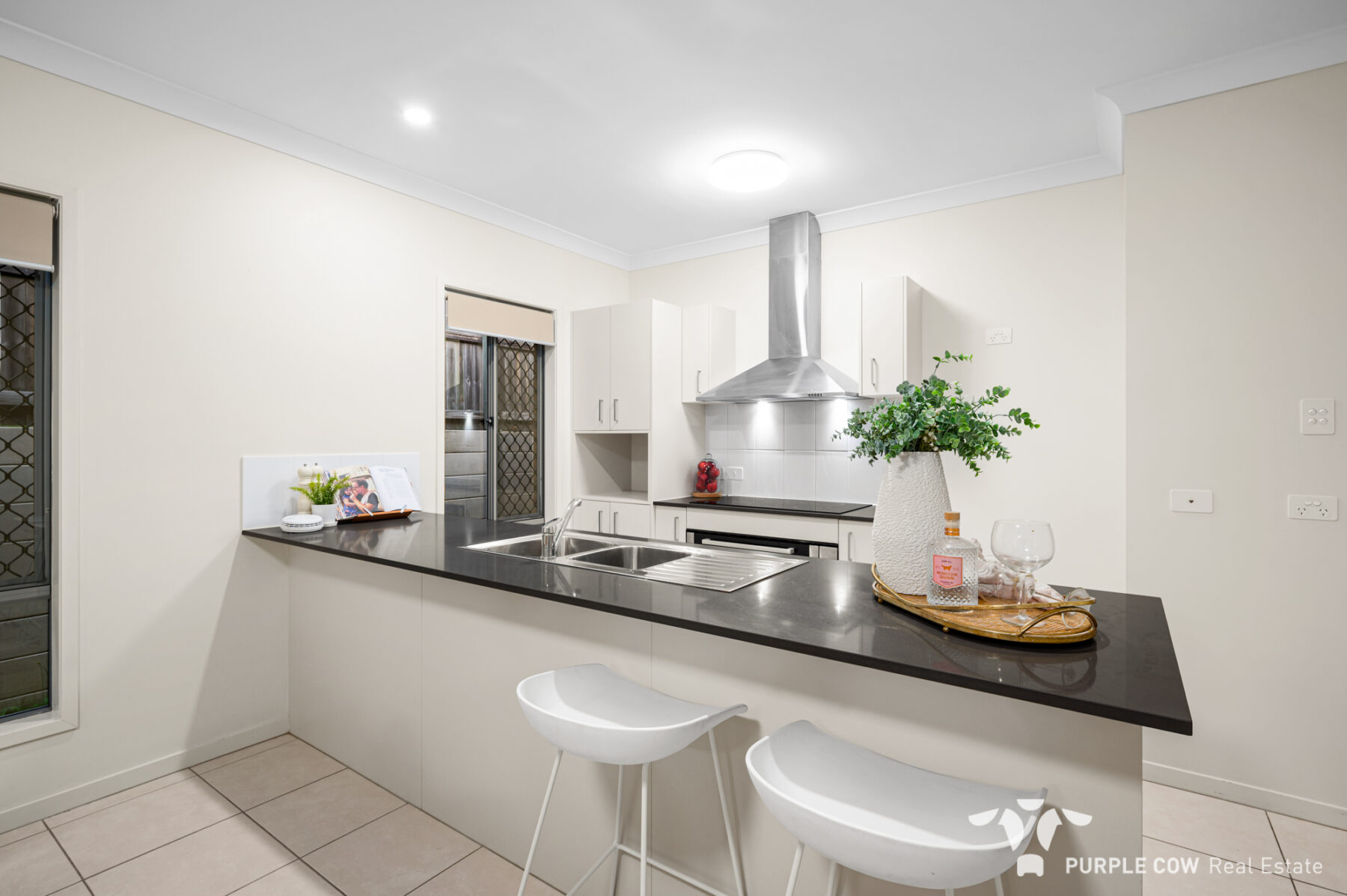 Property: 12 Bullock Street, Spring Mountain, QLD, 4300 photo-7