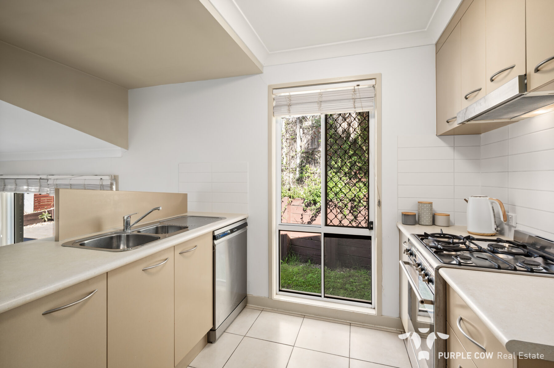 Property: 29 Escarpment Drive, Springfield, QLD, 4300 photo-3