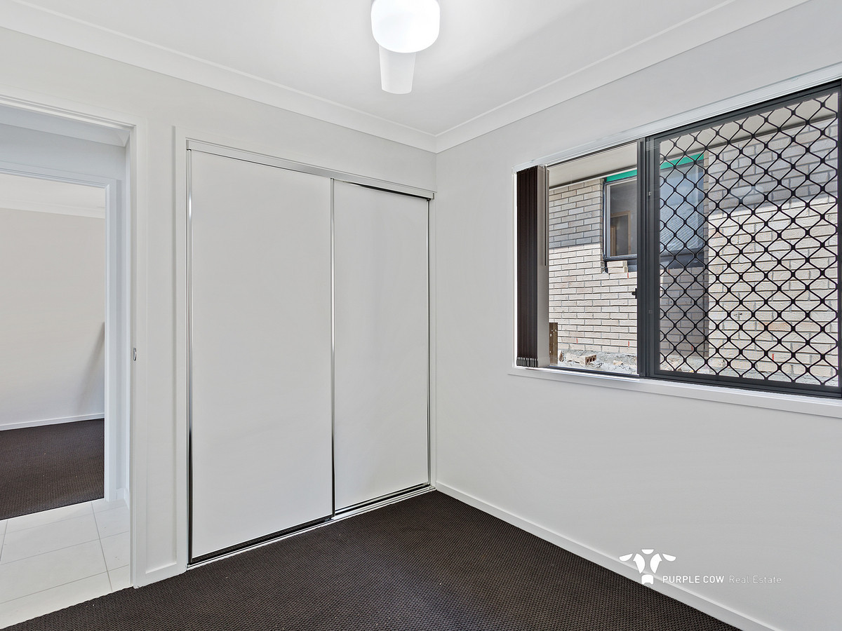 Rental: Redbank Plains, QLD, 4301 photo-5