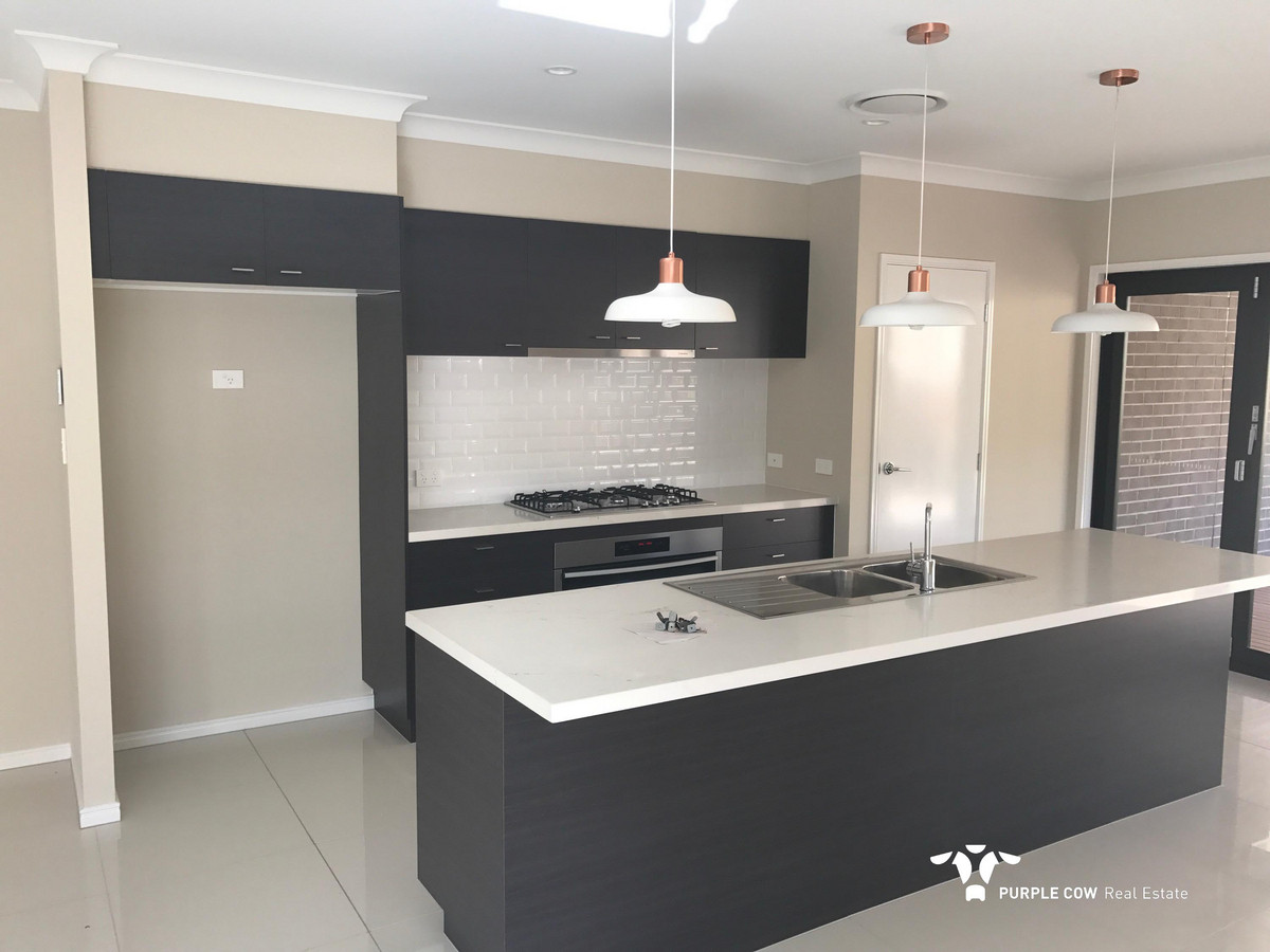 Rental: Deebing Heights, QLD, 4306 photo-1