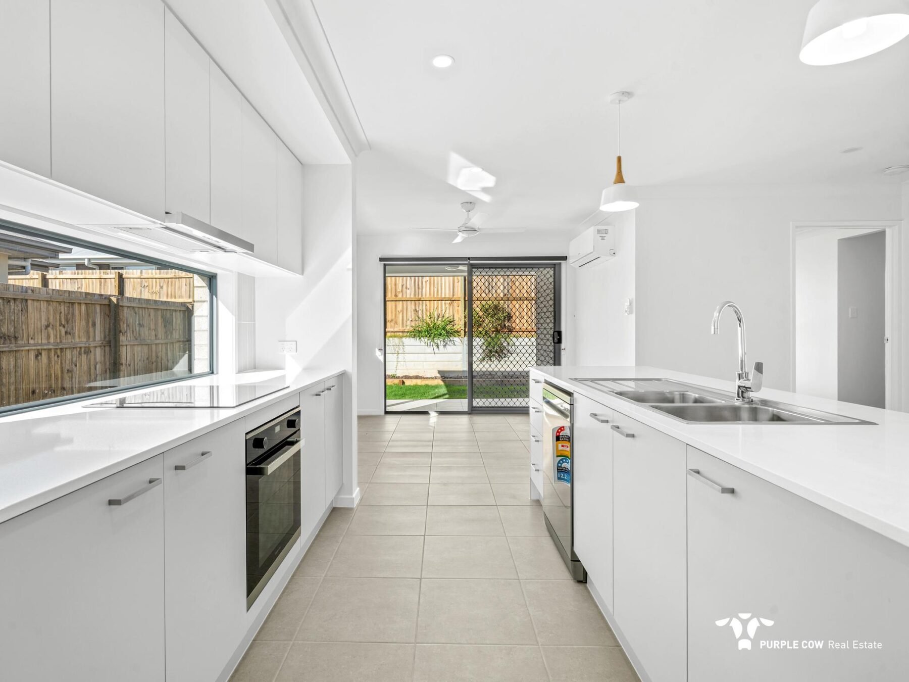 Rental: Plainland, QLD, 4341 photo-1