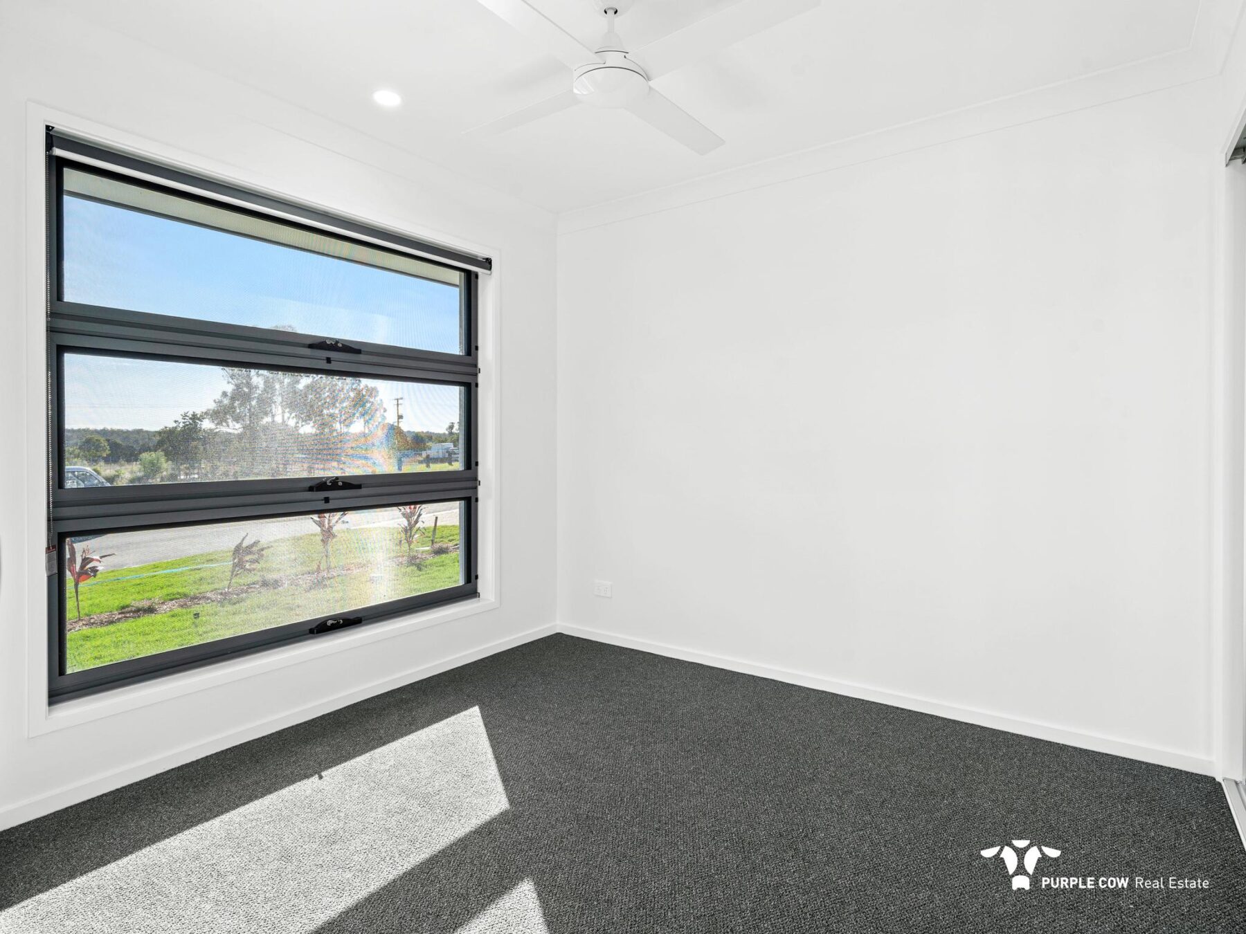 Rental: Plainland, QLD, 4341 photo-4