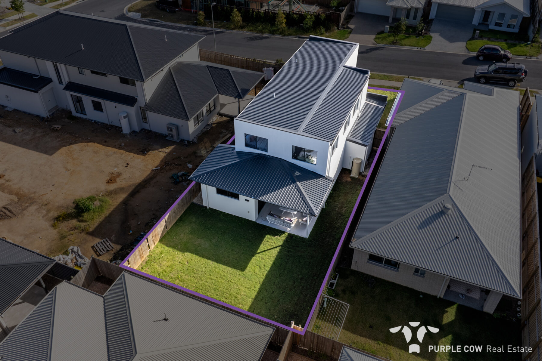 Property: 3 Helix Close, Spring Mountain, QLD, 4300 photo-9
