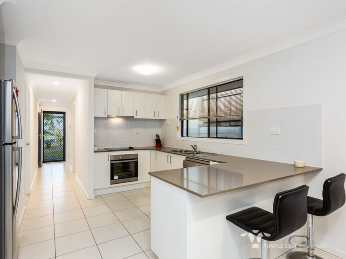 Rental: Spring Mountain, QLD, 4300 photo-1