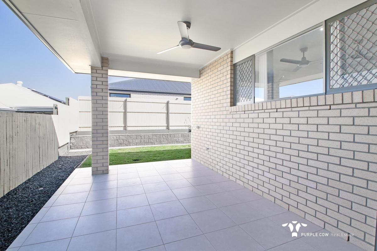 Rental: Spring Mountain, QLD, 4300 photo-11