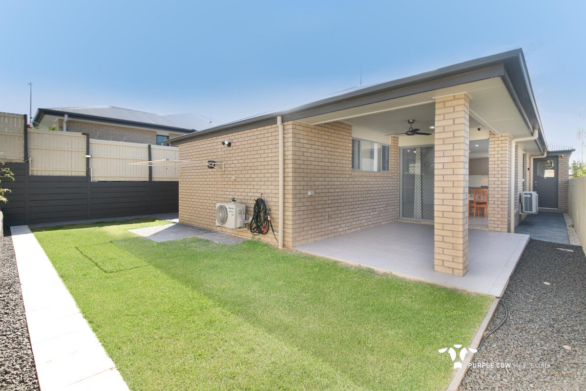 Rental: Spring Mountain, QLD, 4300 photo-12