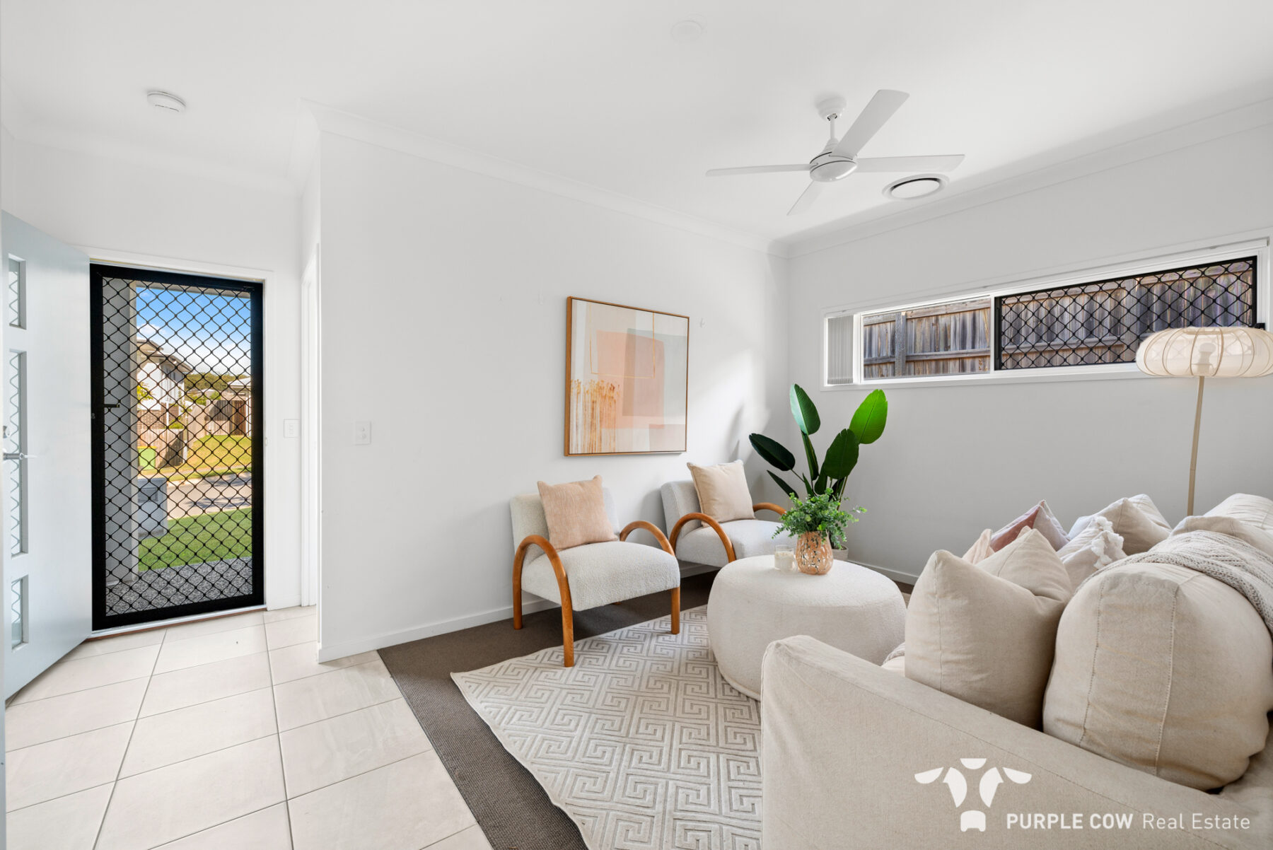 Property: 28 Abington Street, Spring Mountain, QLD, 4300 photo-2