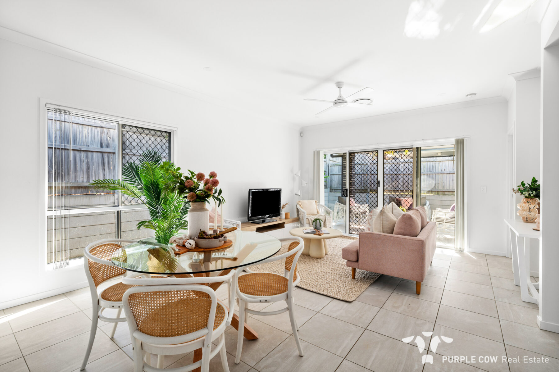Property: 28 Abington Street, Spring Mountain, QLD, 4300 photo-7