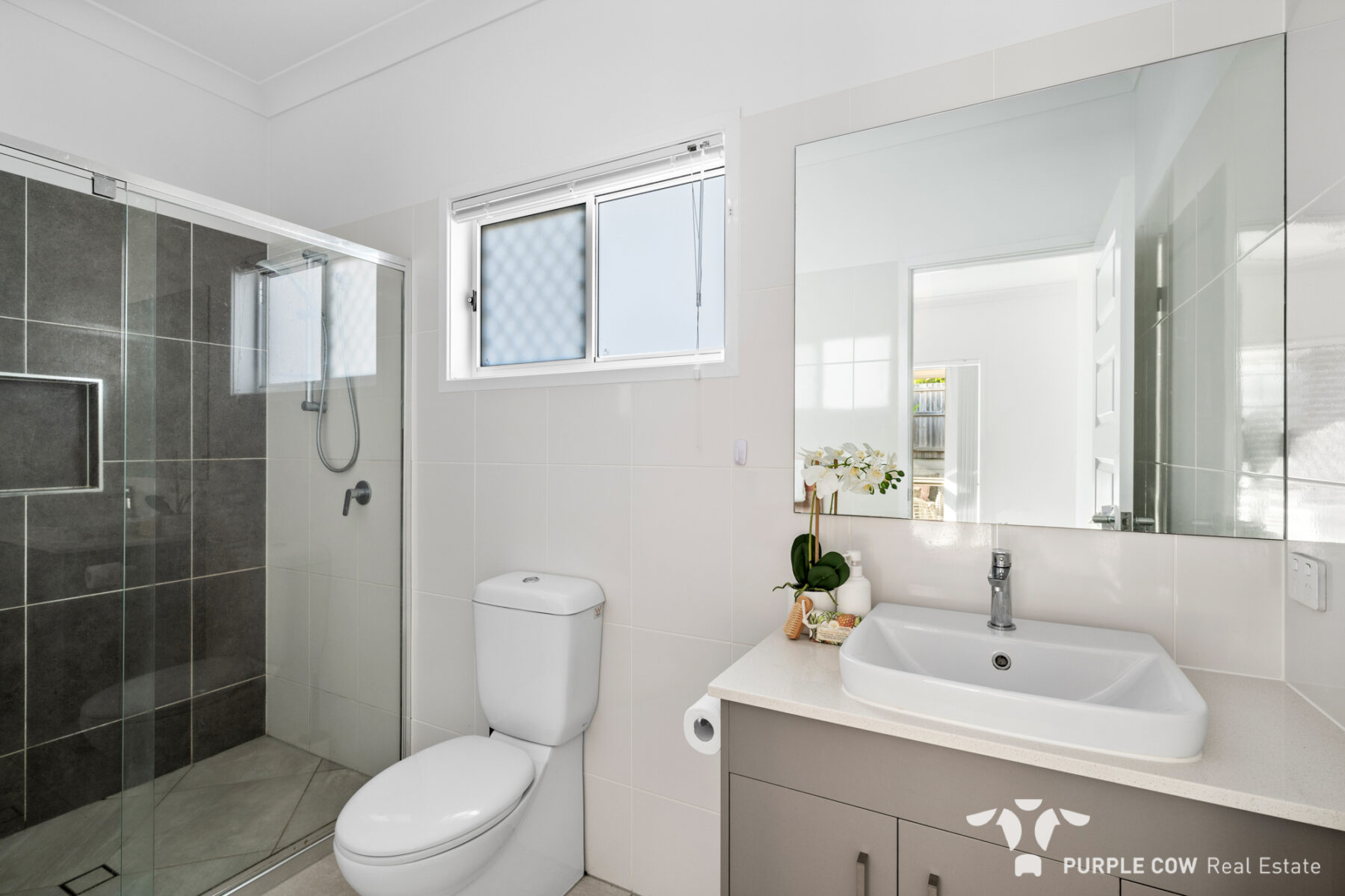 Property: 28 Abington Street, Spring Mountain, QLD, 4300 photo-13
