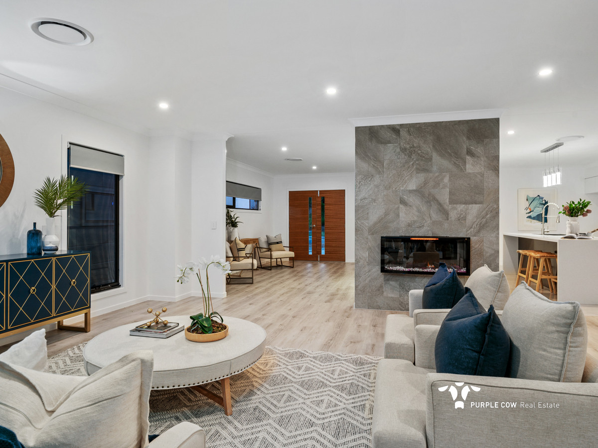 Rental: Brookwater, QLD, 4300 photo-8