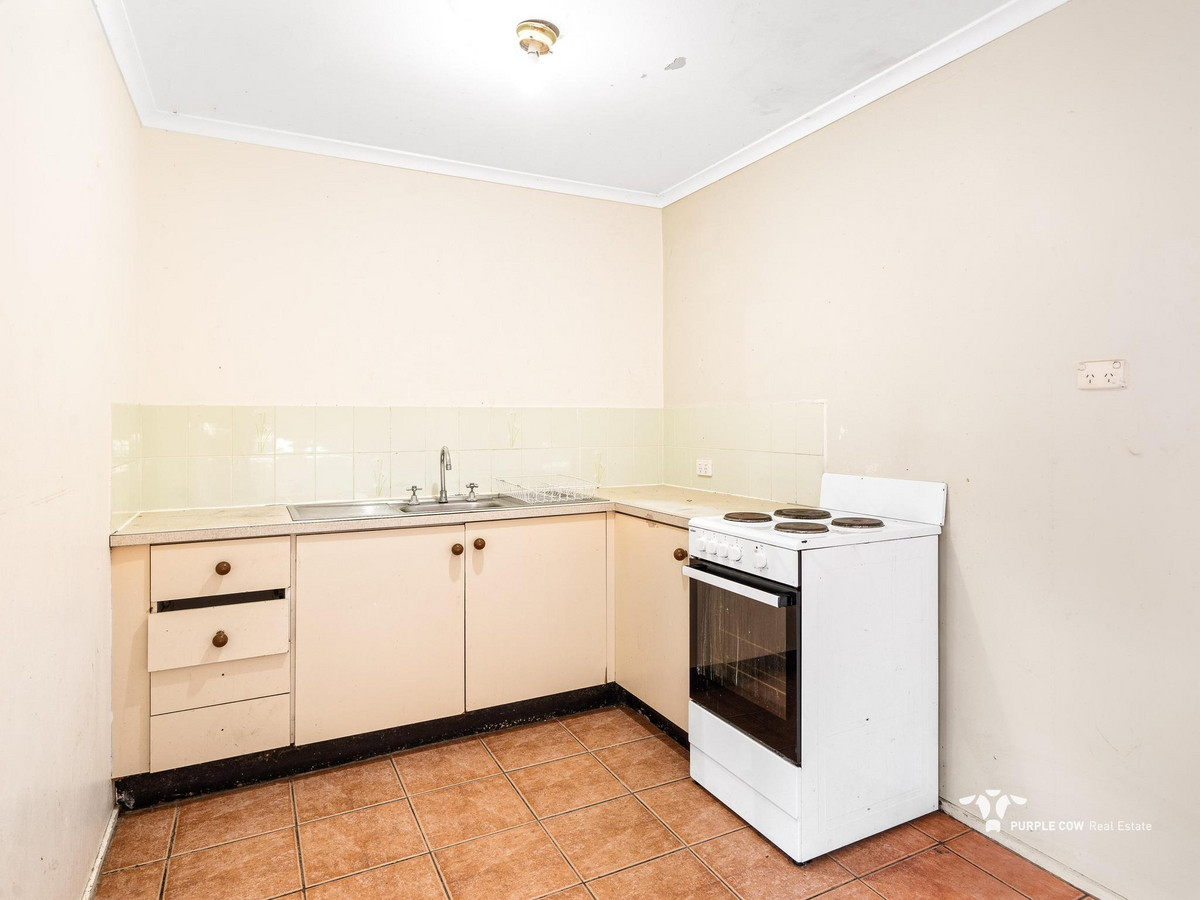 Rental: Woodridge, QLD, 4114 photo-4