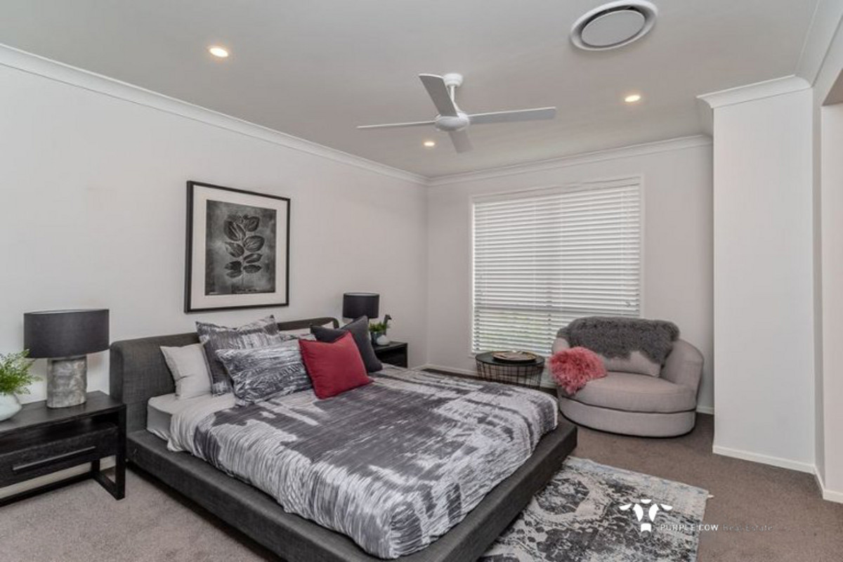 Rental: Spring Mountain, QLD, 4300 photo-6