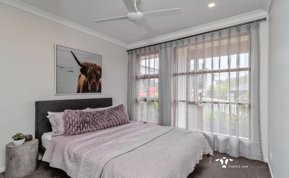 Rental: Spring Mountain, QLD, 4300 photo-11