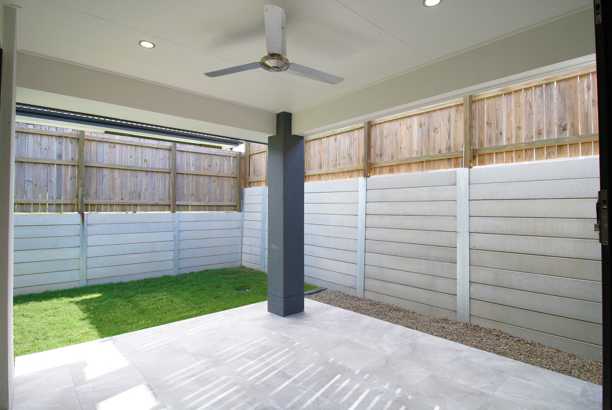 Rental: Spring Mountain, QLD, 4300 photo-7