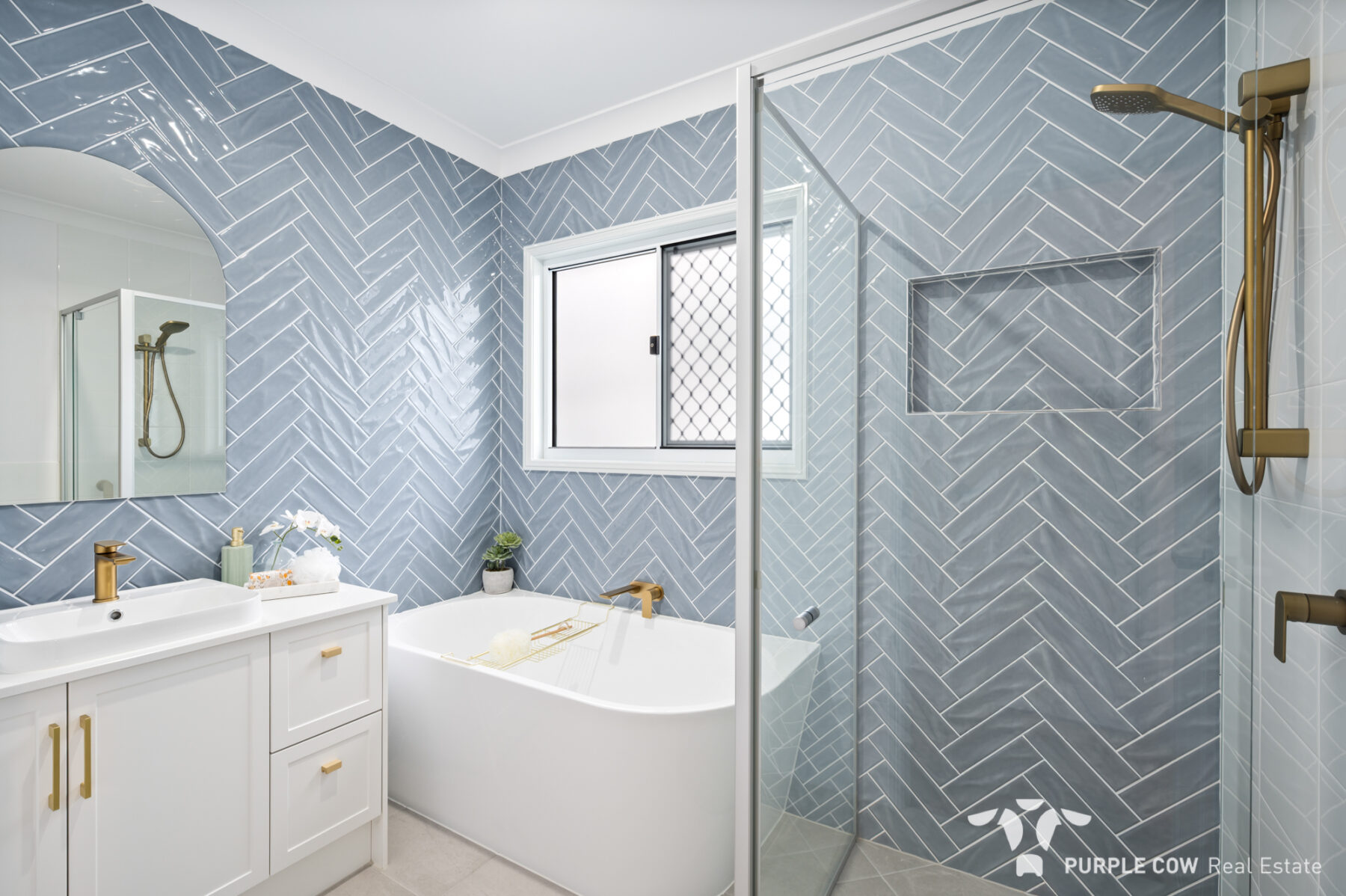 Property: 21 Grafton Street, Spring Mountain, QLD, 4300 photo-8