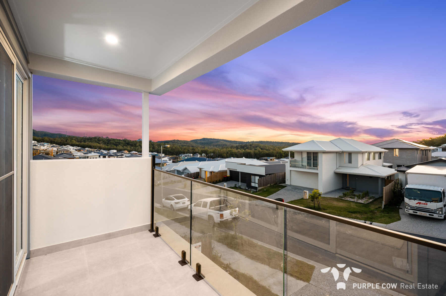Property: 13 Helix Close, Spring Mountain, QLD, 4300 photo-14