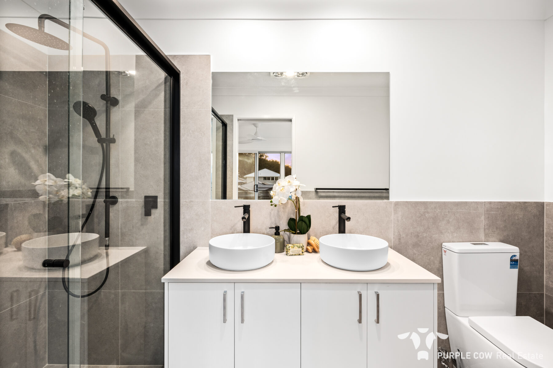 Property: 13 Helix Close, Spring Mountain, QLD, 4300 photo-15