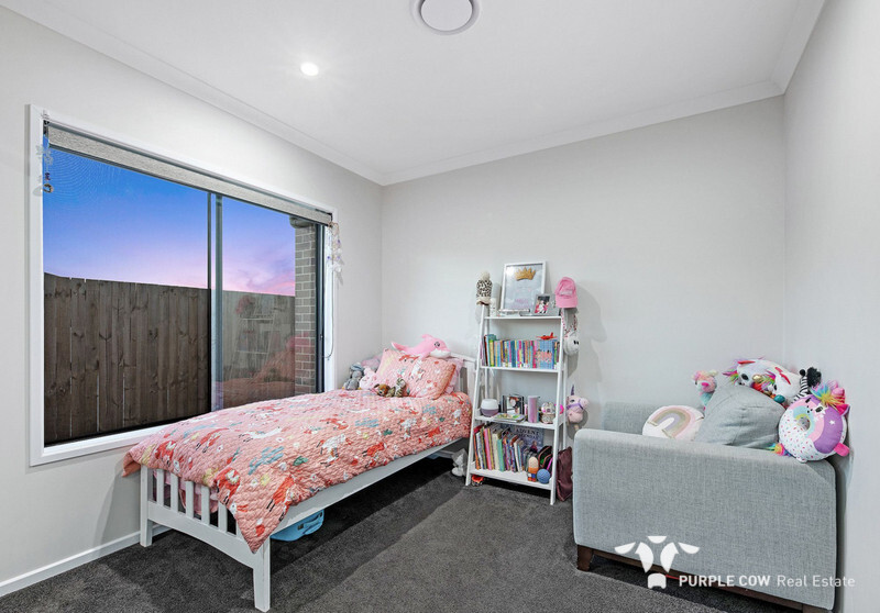 Rental: South Ripley, QLD, 4306 photo-8