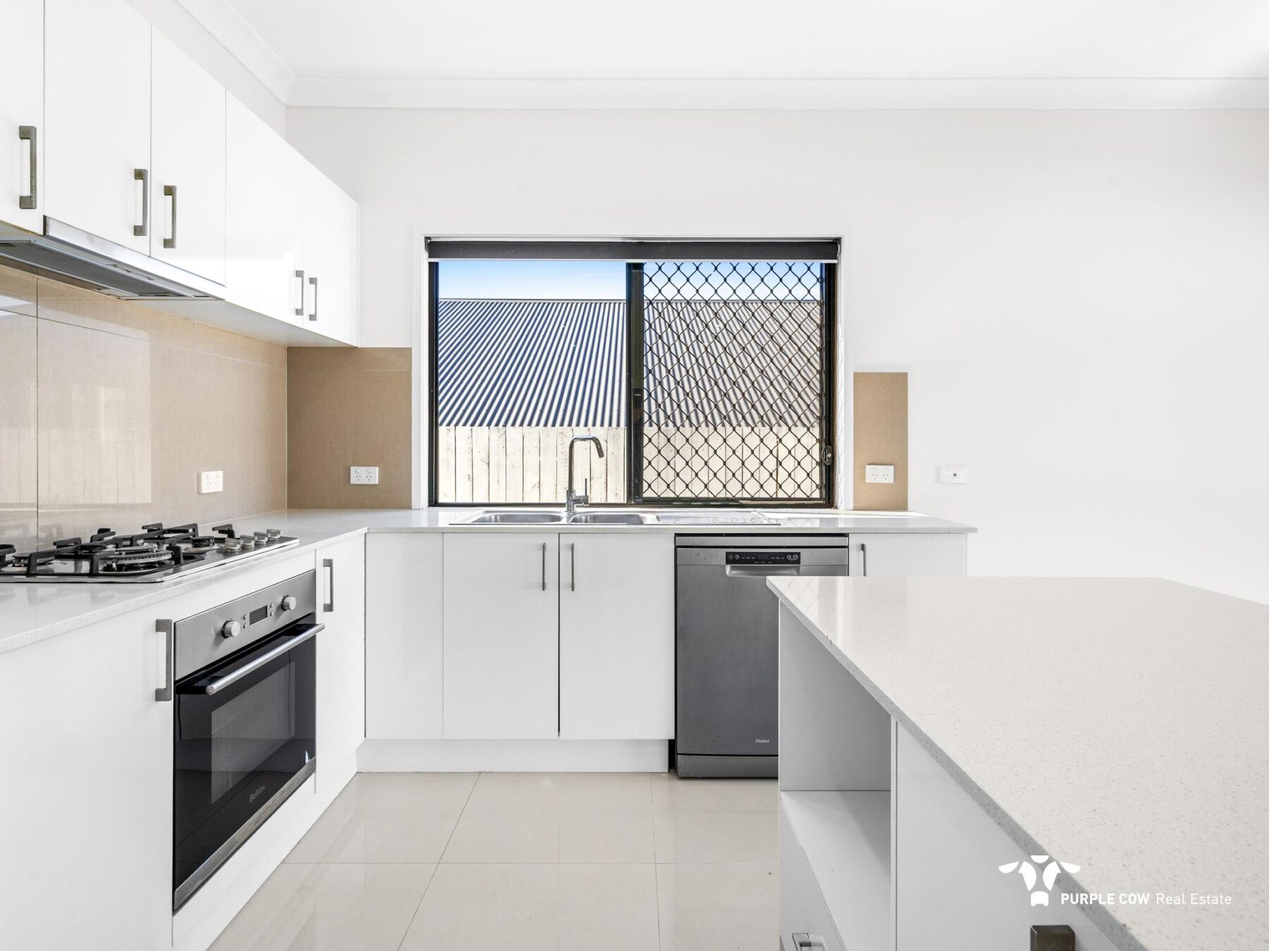 Rental: Springfield Lakes, QLD, 4300 photo-5