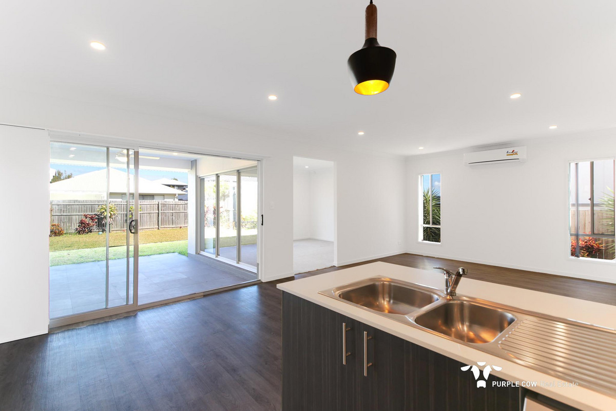 Rental: Springfield Lakes, QLD, 4300 photo-3