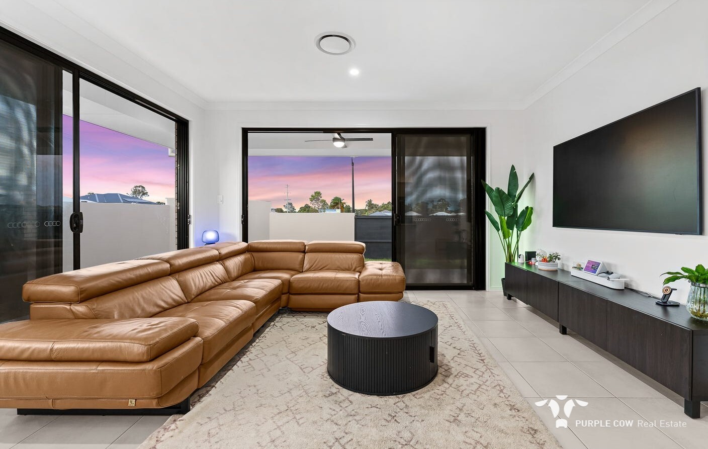 Rental: Pallara, QLD, 4110 photo-4
