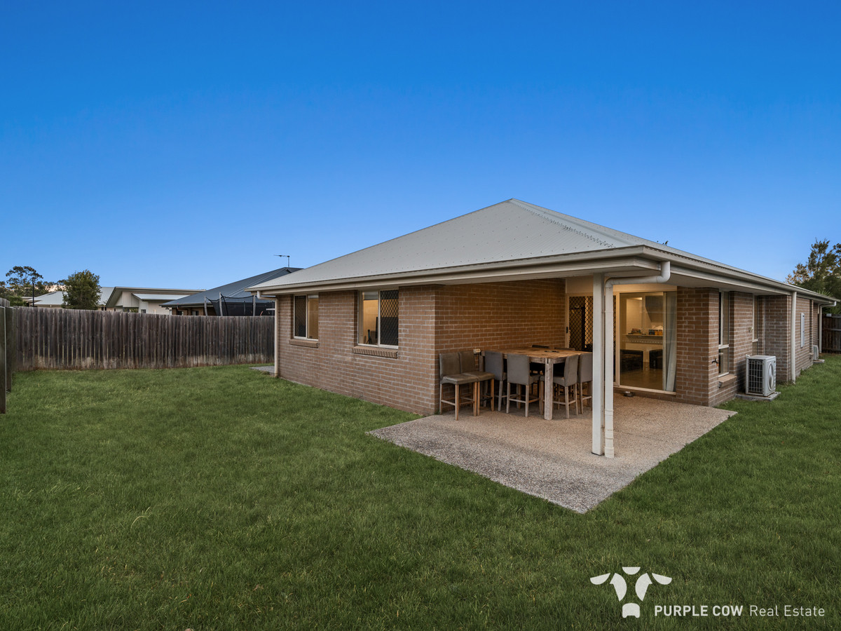 Rental: 14 Stradbroke Crescent, Springfield Lakes, QLD, 4300 photo-8