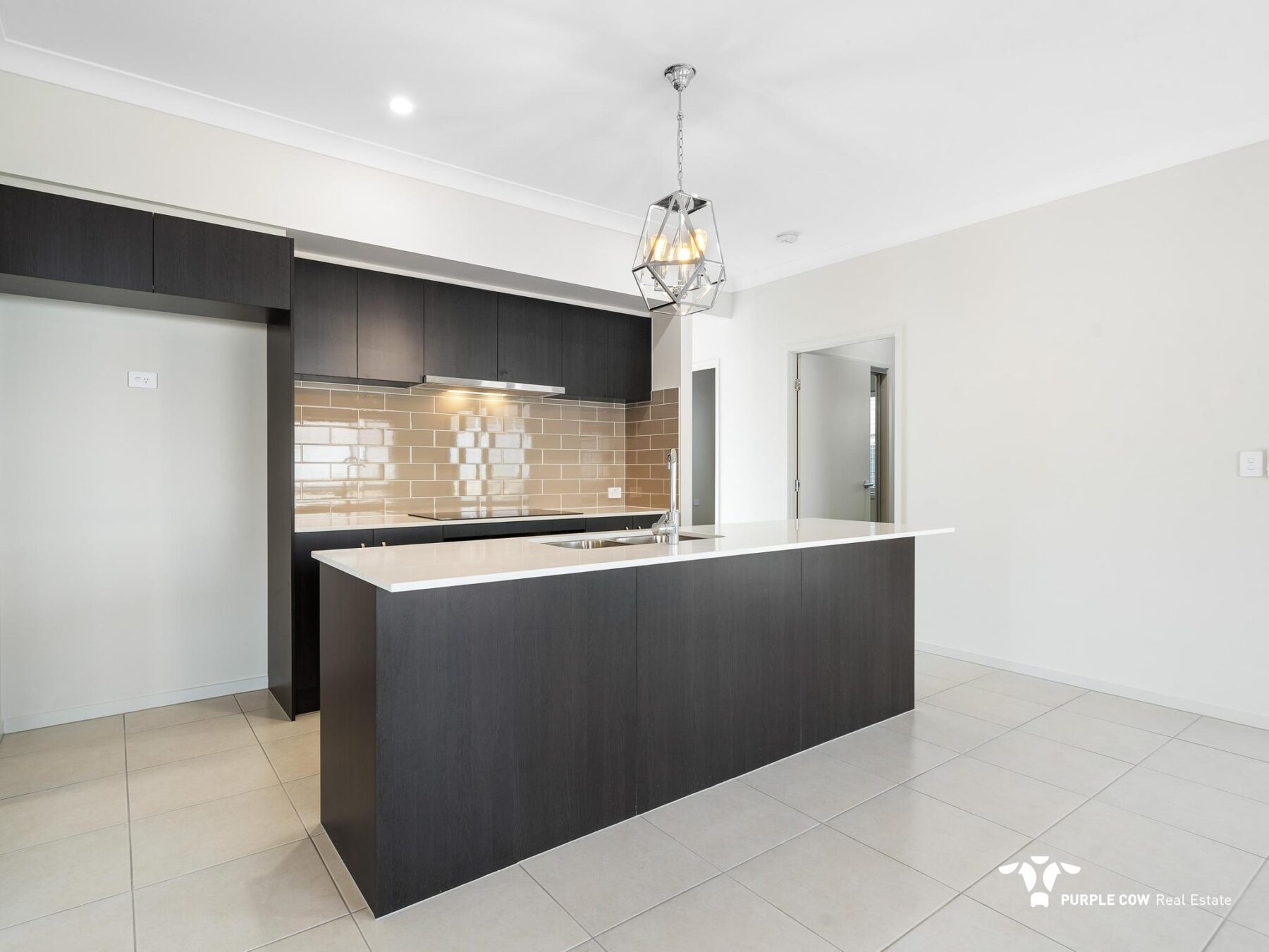 Rental: Spring Mountain, QLD, 4300 photo-2