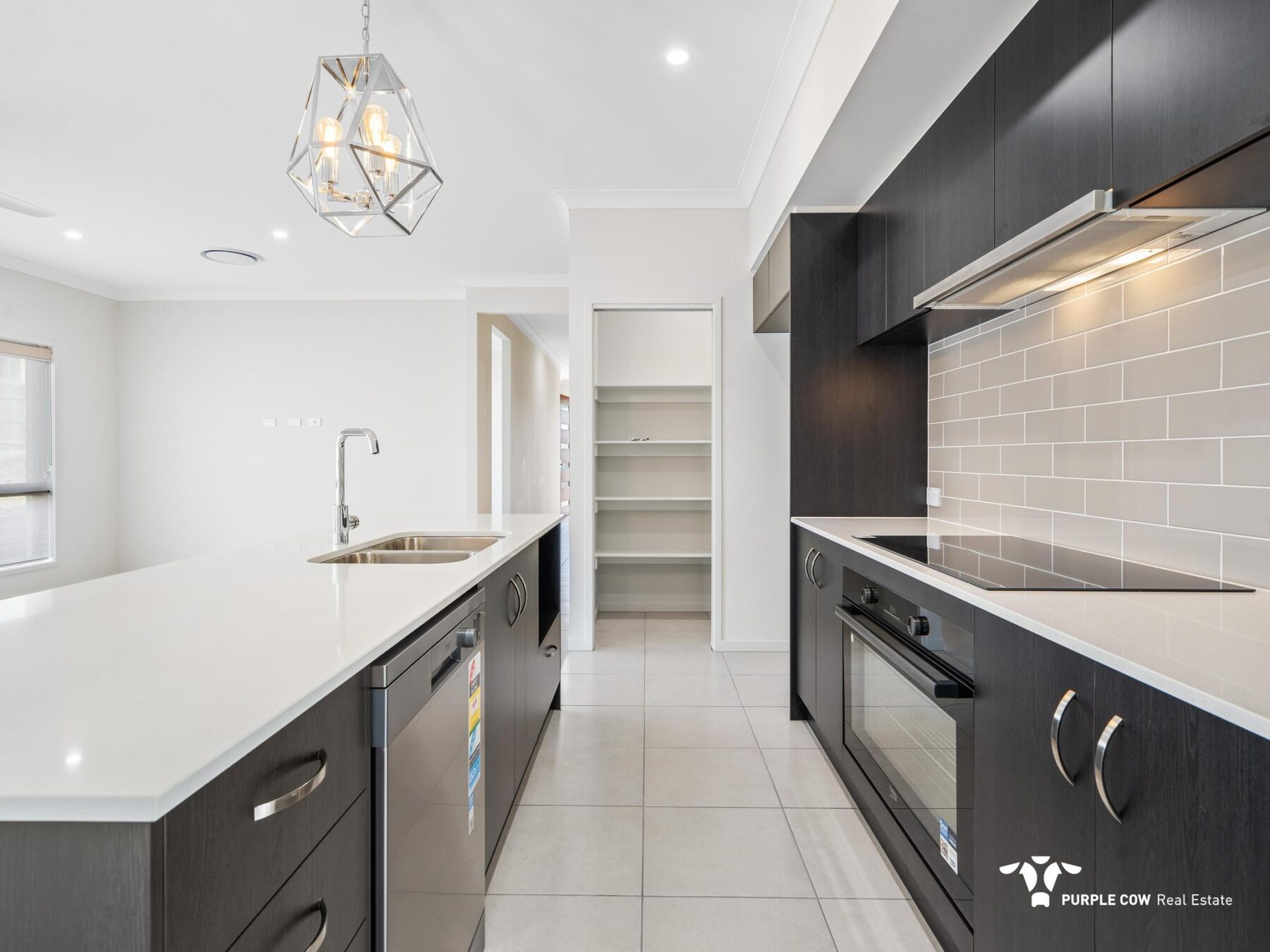 Rental: Spring Mountain, QLD, 4300 photo-3