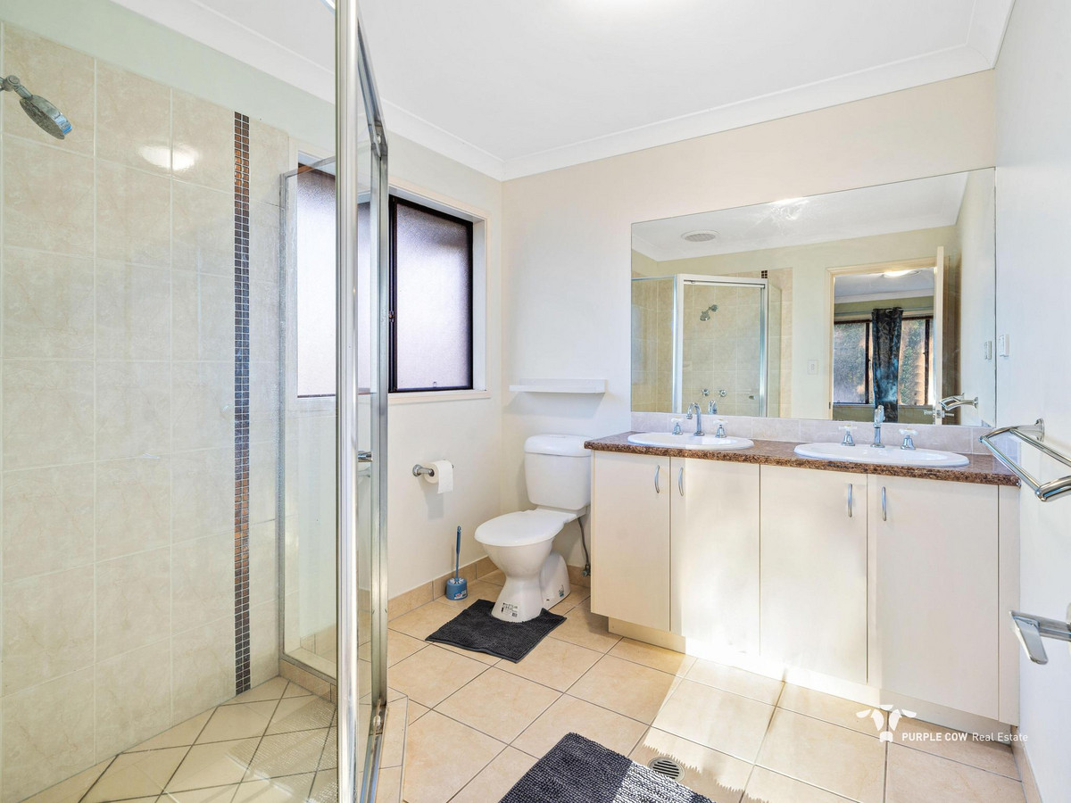 Rental: Augustine Heights, QLD, 4300 photo-7