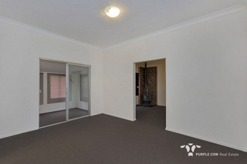 Rental: Goodna, QLD, 4300 photo-2